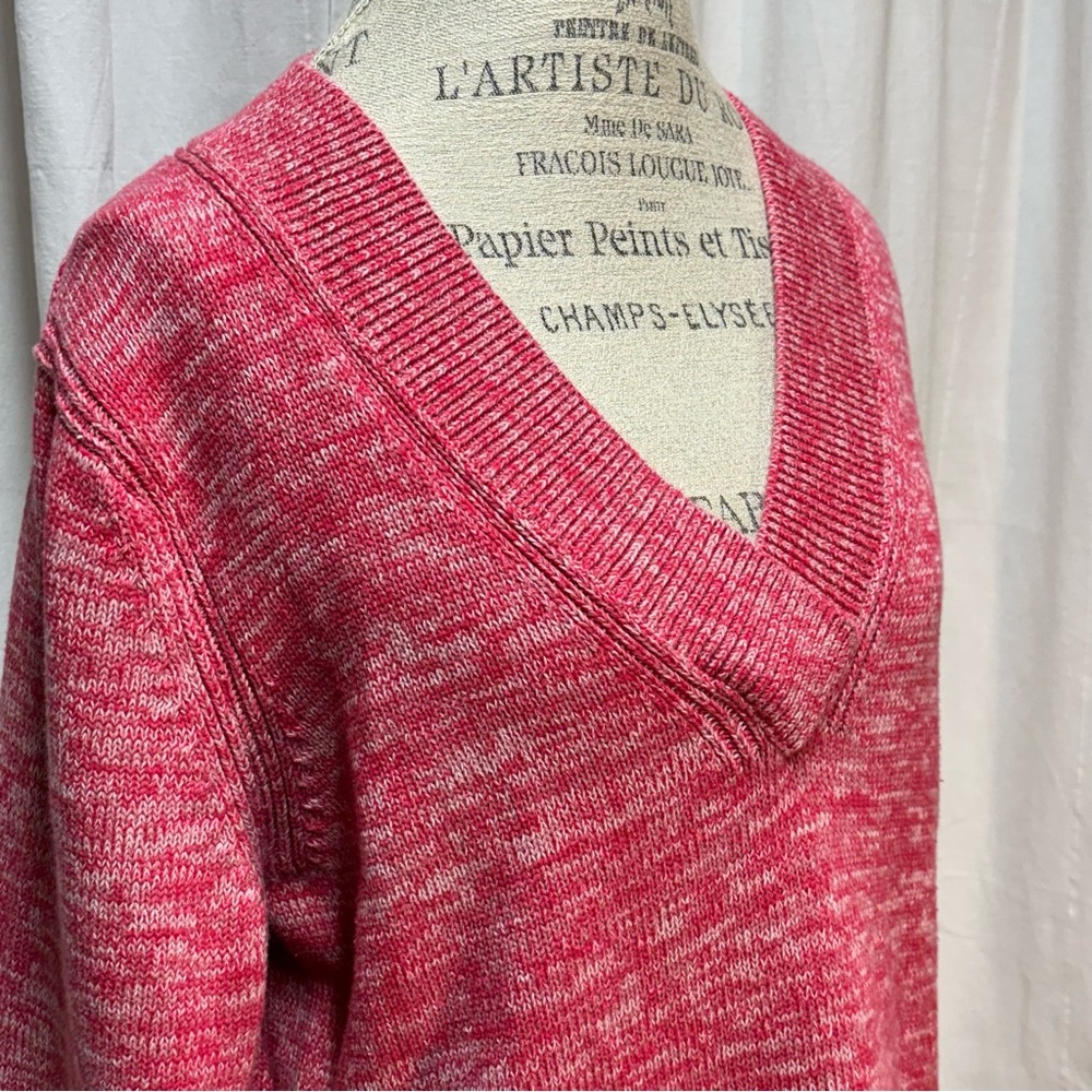 GAP Pink V-Neck Sweater for Women - Picture 3 of 12